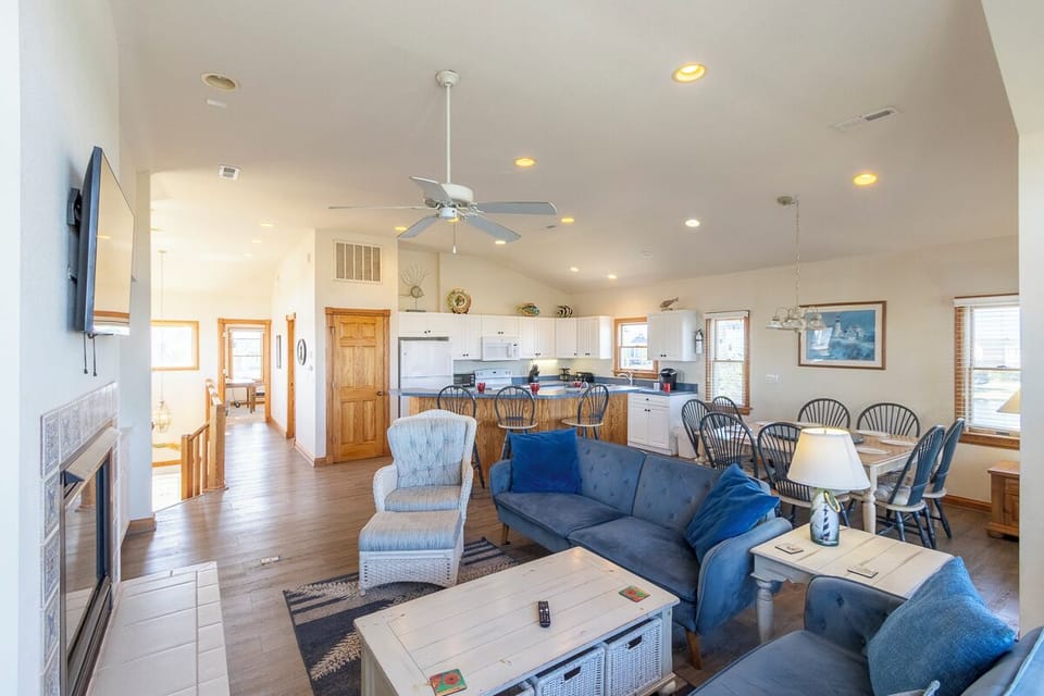 Top Level Living Area