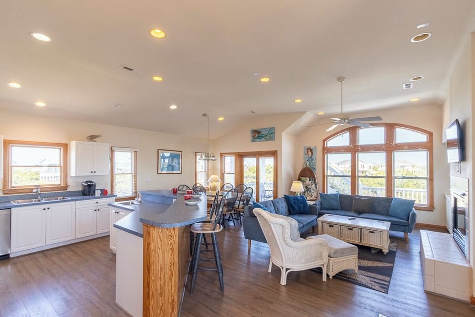 Top Level Living Area