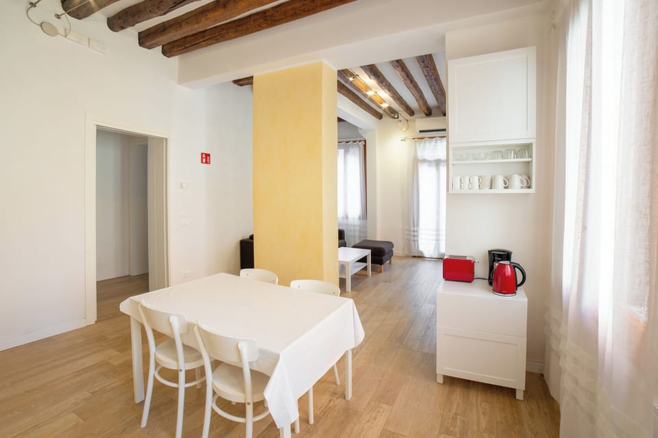 Comfort Apartment, Garden View | Private kitchen | Full-size fridge, oven, stovetop, dishwasher