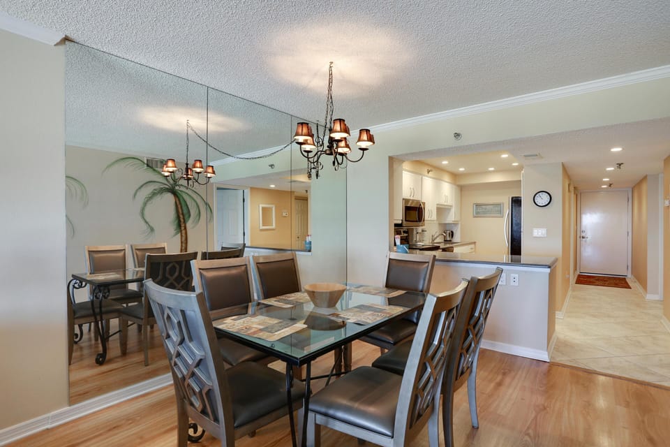 Condo, Multiple Beds (Villa Madeira 307 - Premier) | Dining