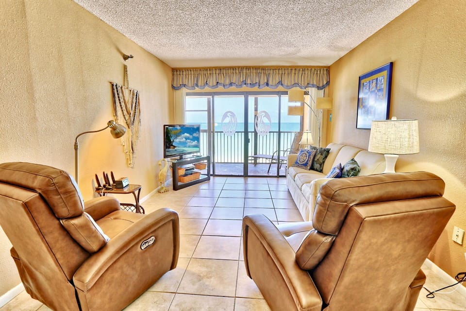 Condo, 1 King Bed with Sofa bed (Villa Madeira 506 - Premier) | Living area | TV