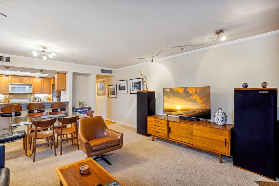 House, 1 Queen Bed (Pelican Pointe 3B) | Interior