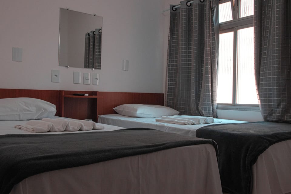 Double or Twin Room | WiFi (free)