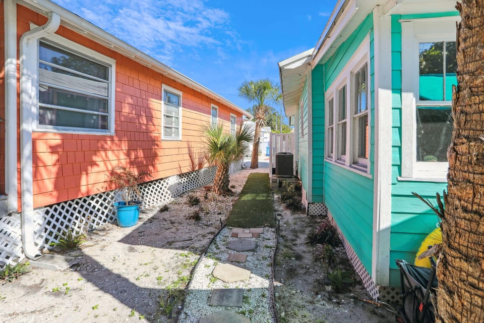 House, Multiple Beds (Beach Life 2) | Property grounds