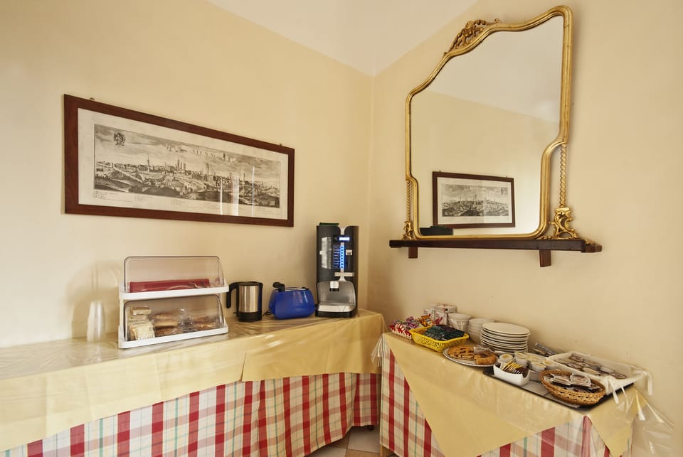 Economy Single Room | Buffet