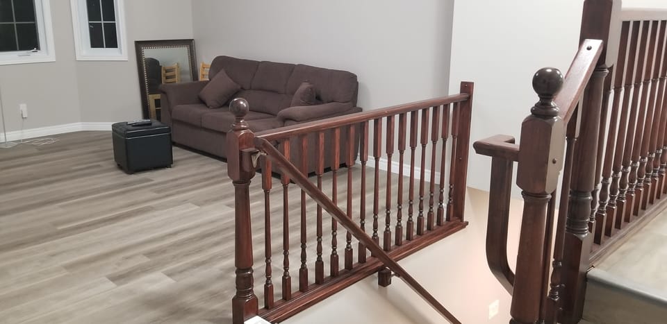 FAMILY ROOM (2)