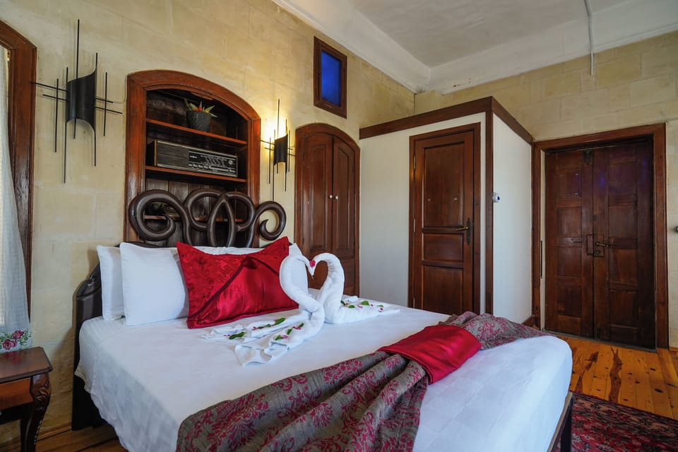 Standard Room | Desk, free WiFi, bed sheets