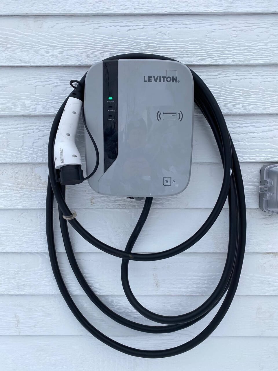 Car charging station