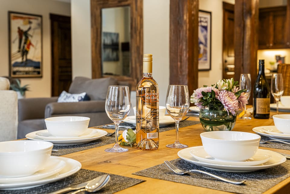 Spacious dining table