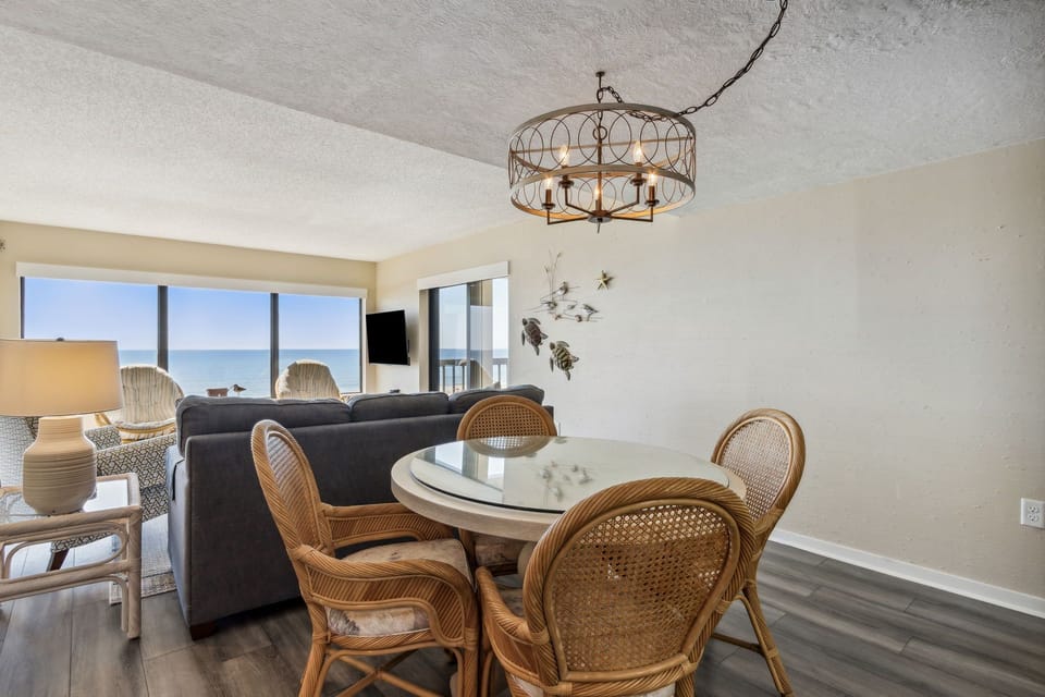 Sunny Dining Area with Seating for Four