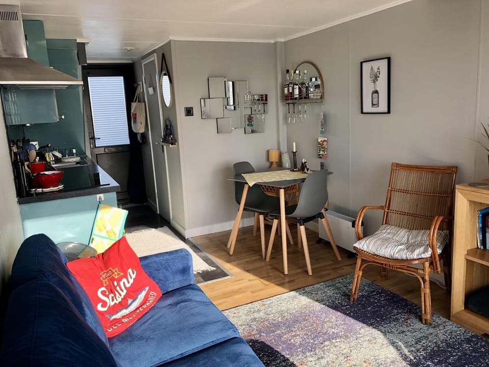 House | 1 bedroom