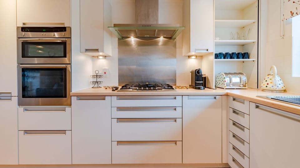 Kitchen, Firecrest, Bolthole Retreats