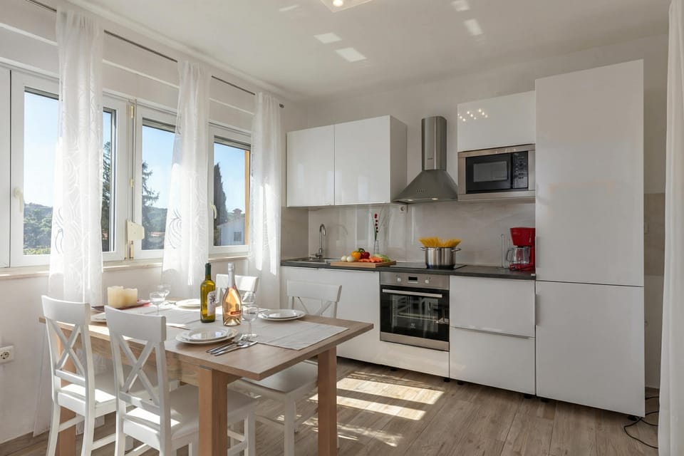 Family House, 2 Bedrooms, Microwave (Holiday Home Aurea) | Private kitchen | Electric kettle, toaster