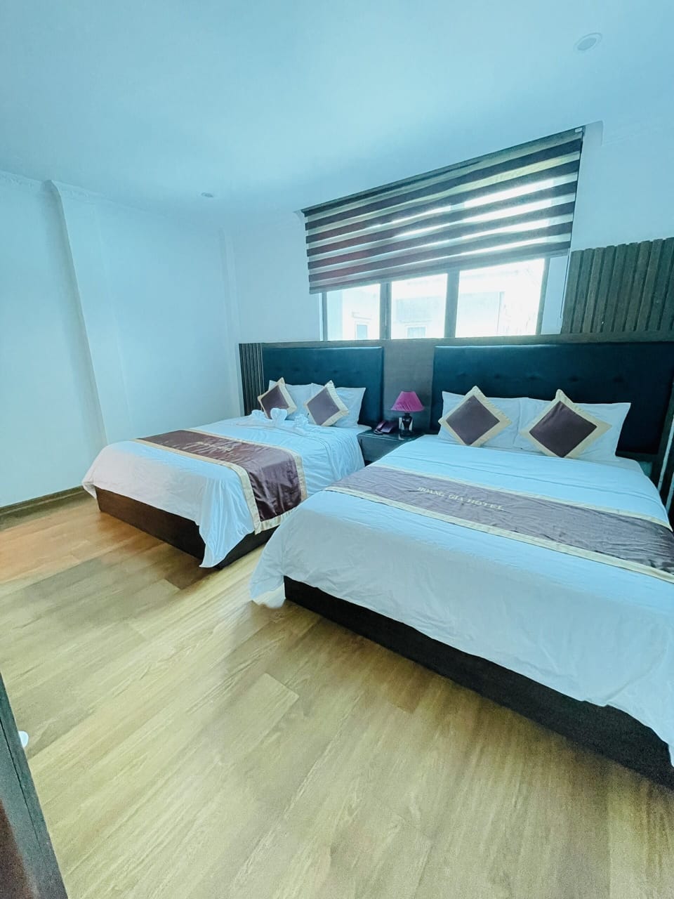 Family Double or Twin Room | Minibar, soundproofing, free WiFi