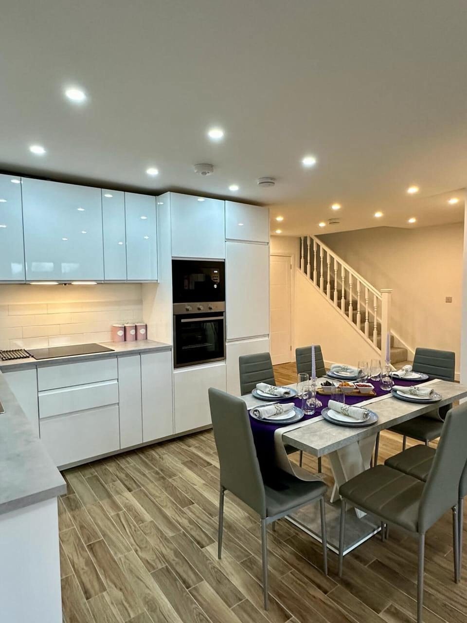 House | Dining