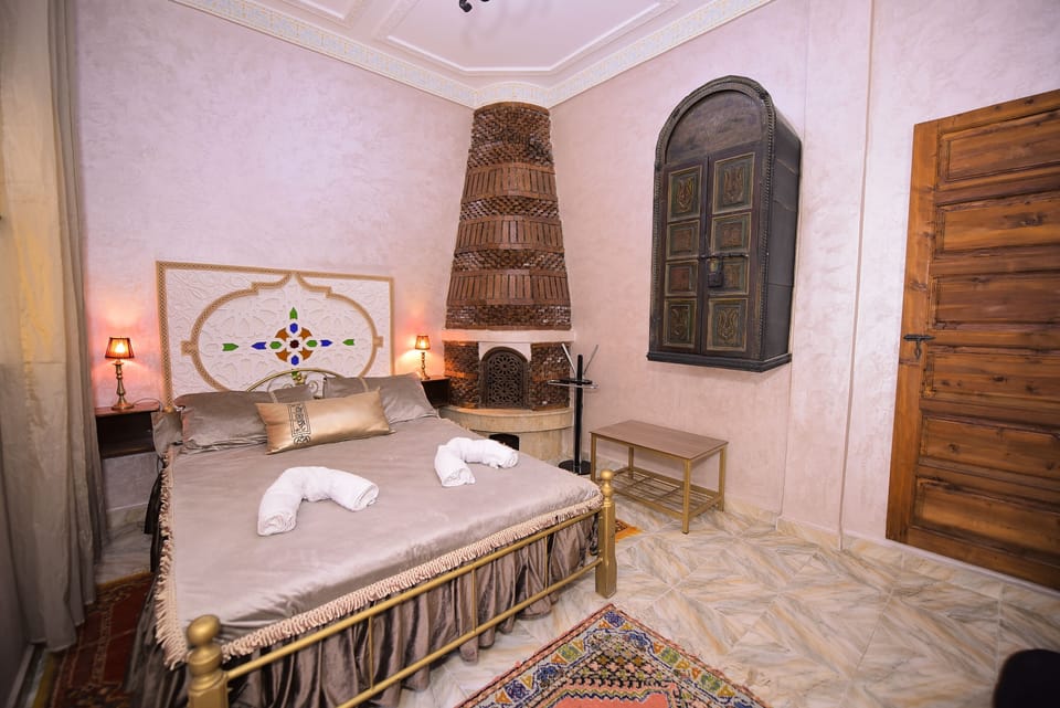 SANAA | Individually decorated, soundproofing, bed sheets