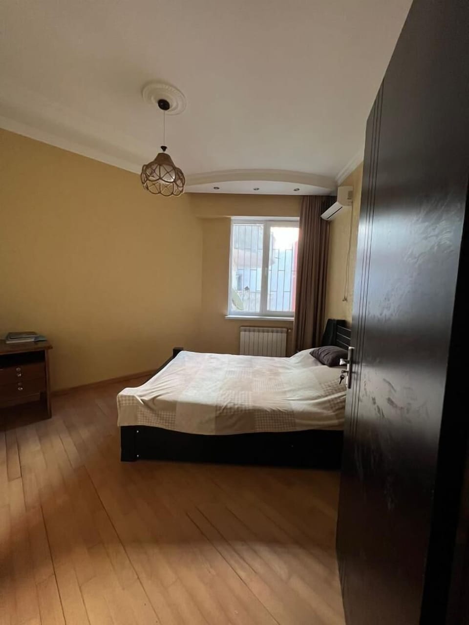 3 bedrooms, iron/ironing board, free WiFi