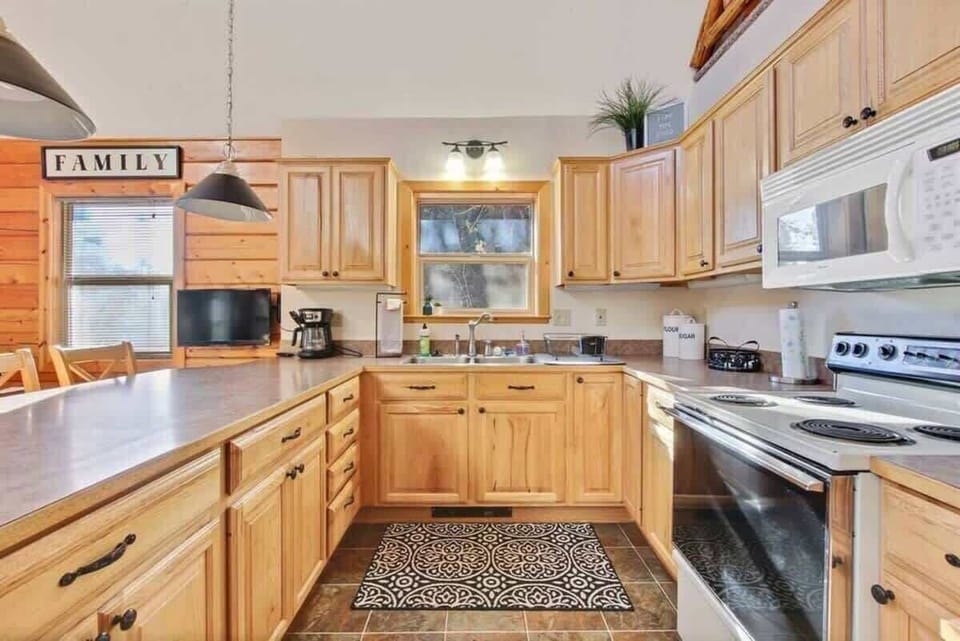 Kitchen with a large island.