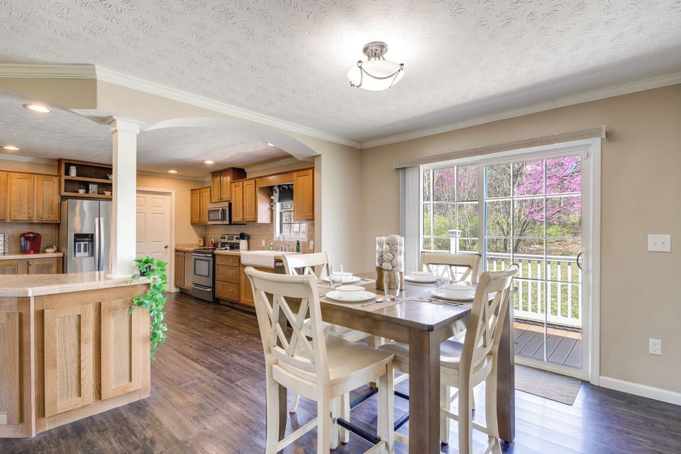 Dining Table | 1st Floor