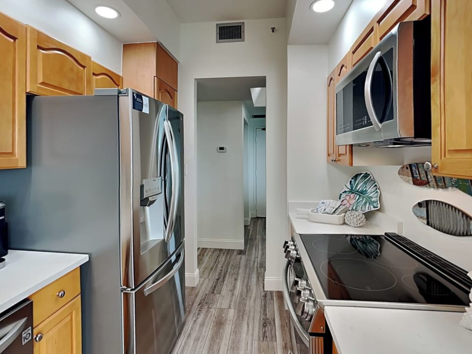 Condo, Multiple Beds, Balcony, Ocean View (#1610 - No Pets Allowed) | Private kitchen | Fridge, microwave, oven, stovetop