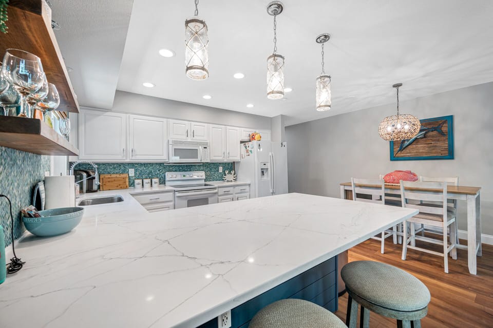 Kitchen with seating