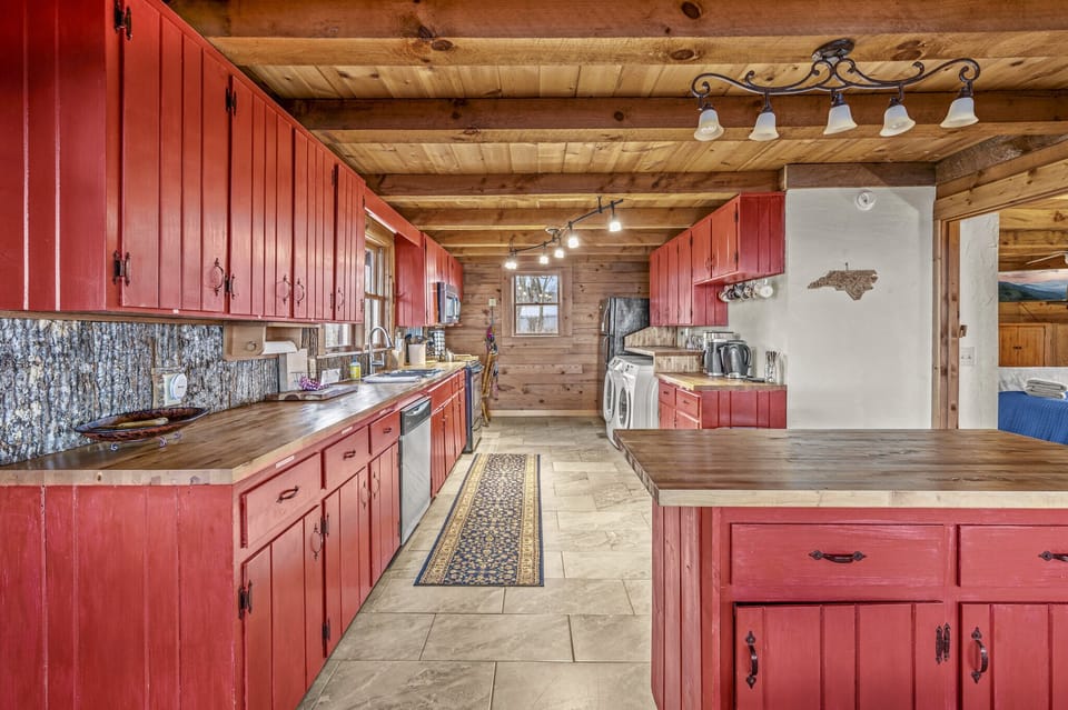 Kitchen space 