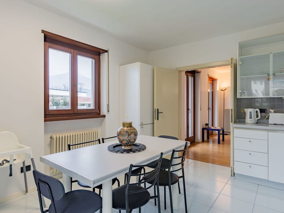 Table, Property, Furniture, Cabinetry, Chair, Window, Wood, Building, Interior Design