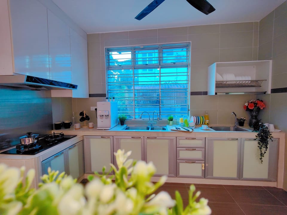 Luxury Villa | Private kitchen