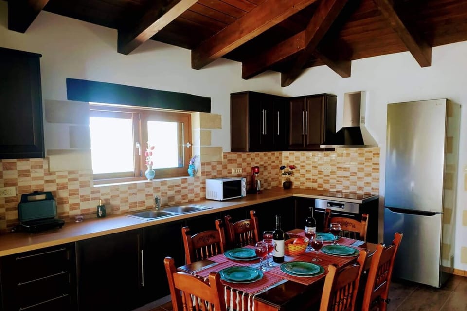 House | 3 bedrooms