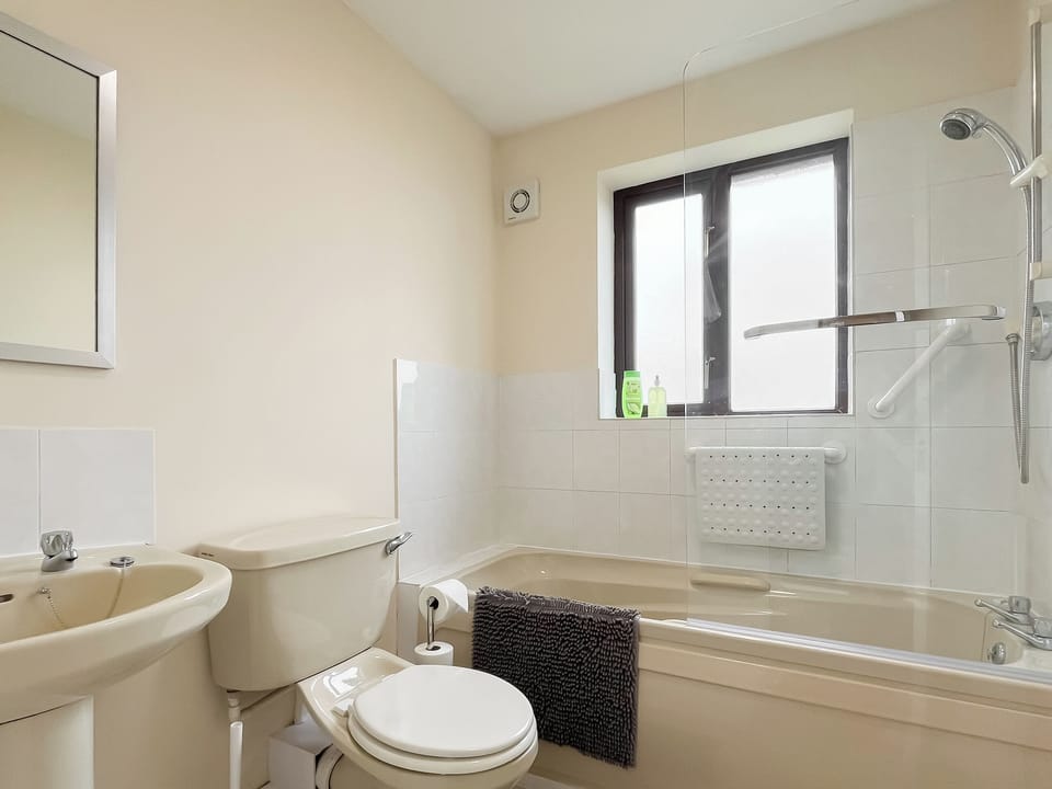 Bathroom | Rosings, Dungworth, near Sheffield