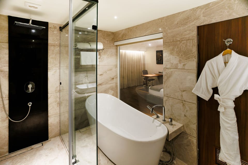Luxury Suite | Bathroom | Slippers