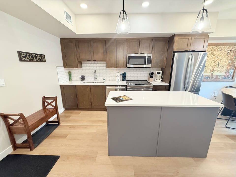 Fully Stocked Kitchen, plus Salt/Pepper, Cooking oil, Ground Coffee and tea.