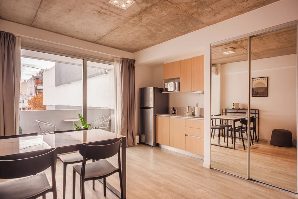Studio | Living area | Smart TV