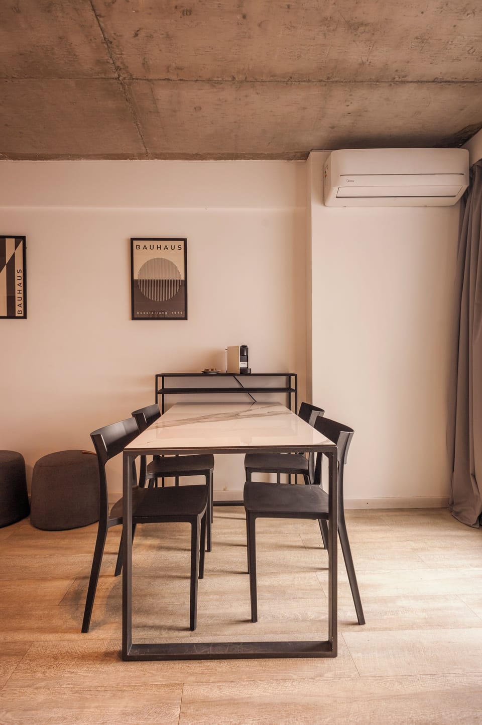 Studio | Living area | Smart TV