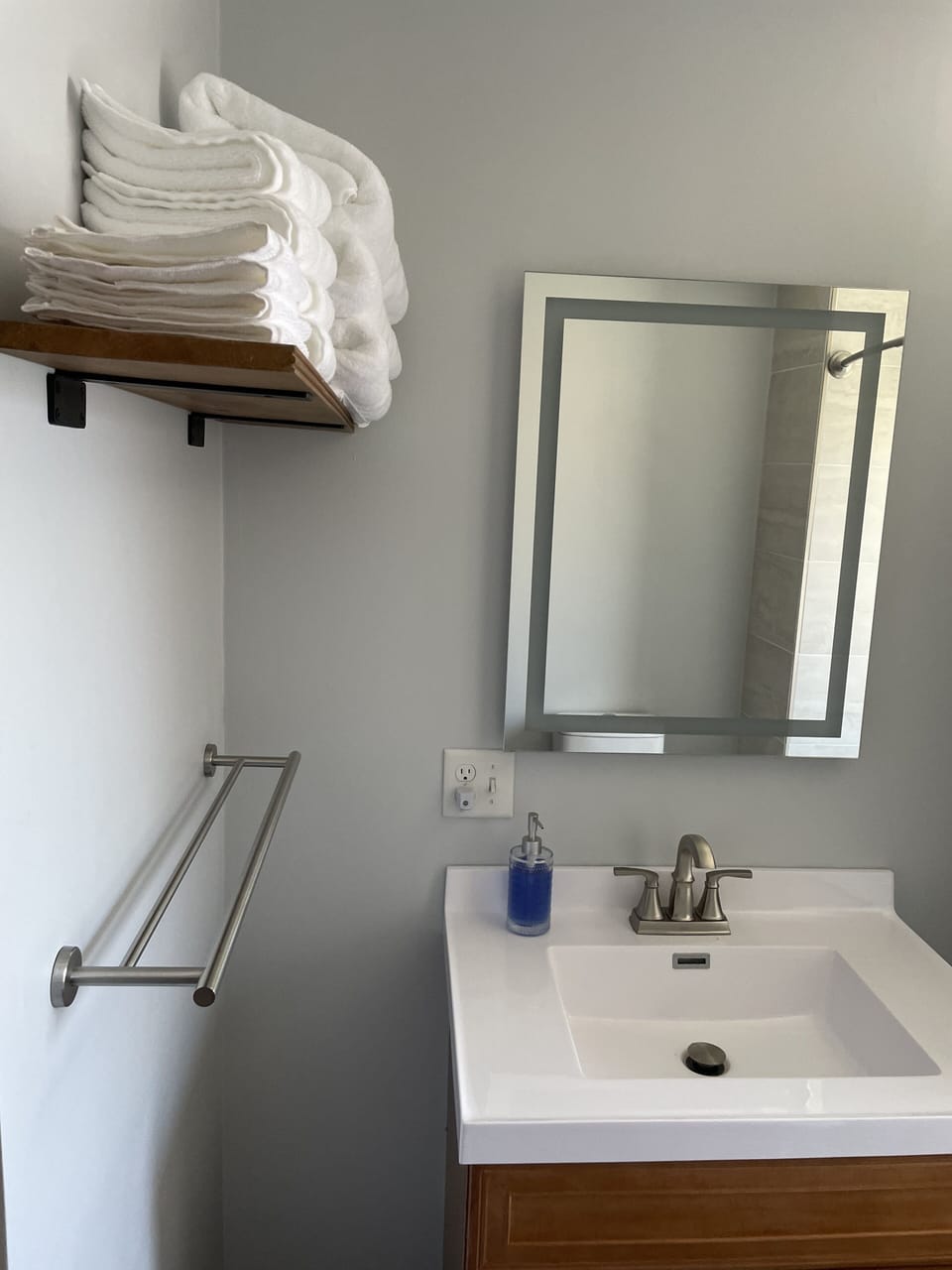 Bathroom 2 