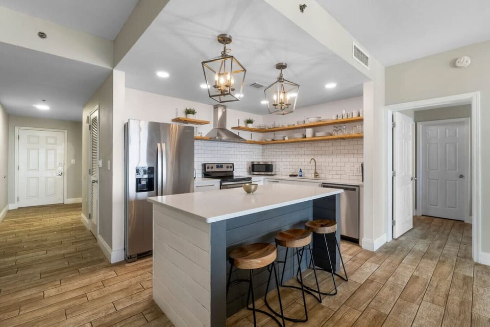 Fully Stocked Kitchen with Keurig Coffee Maker, Stainless Steel Appliances and Ocean Views