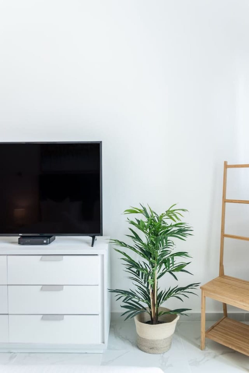 Living Room: Bright space with modern furnishings, perfect for relaxation and entertainment!