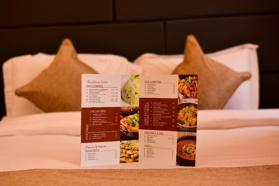 Deluxe Double Room, City View | Desk, free WiFi, bed sheets