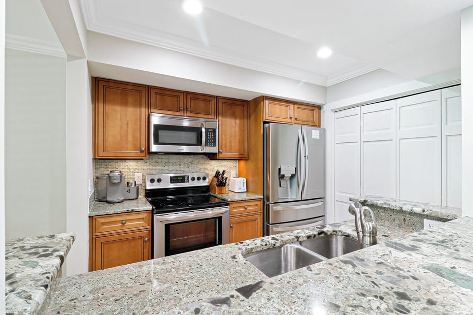233 Turnberry Villa | Kitchen - 233 Turnberry Villa | Kitchen