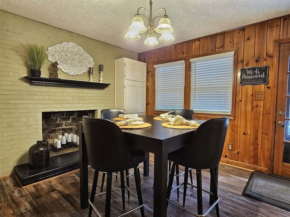 Dining Area- Main Level