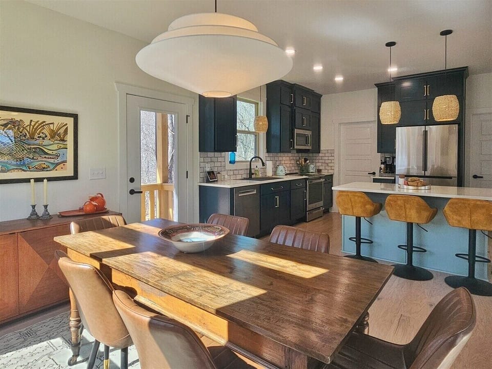 Main Level- Gourmet Kitchen
