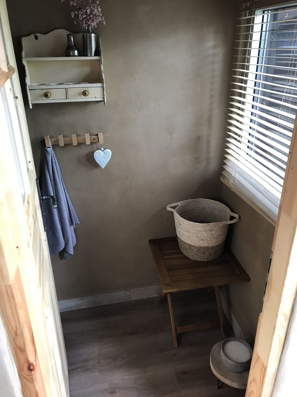 Traditional Cabin, Non Smoking, Kitchenette | Bathroom | Hair dryer