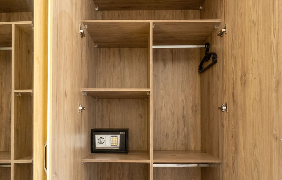 In-room safe, desk, blackout drapes, free WiFi