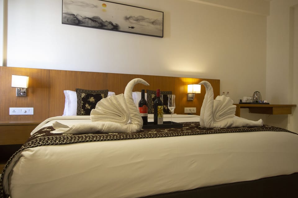 Suite | Soundproofing, iron/ironing board, rollaway beds, free WiFi