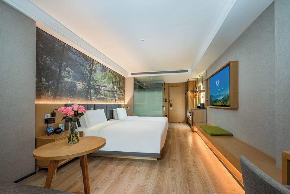 Business Twin Room | Premium bedding, down comforters, pillowtop beds, minibar