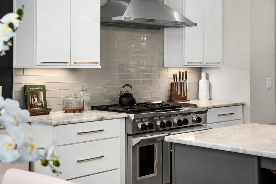 Amazing Fully Stocked Kitchen with Island Seating