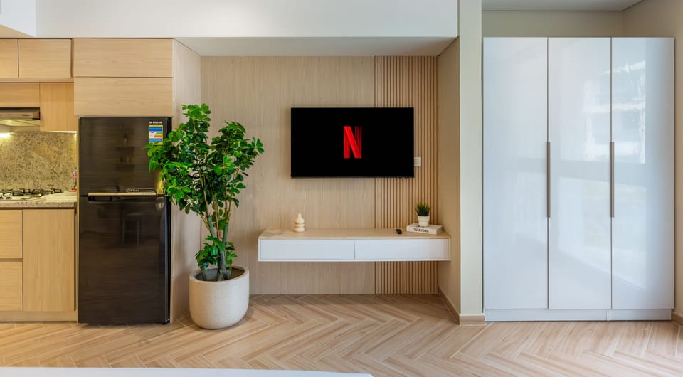 Standard Studio | In-room safe, free WiFi