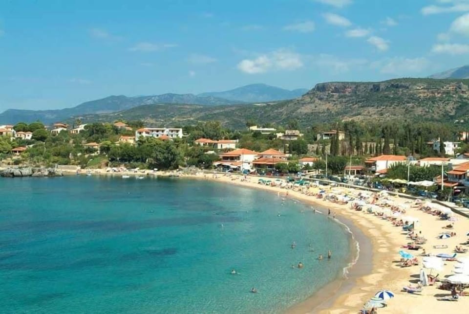Kalogria Sandy Beach (1 km) – Turquoise waters and family-friendly seaside atmosphere.