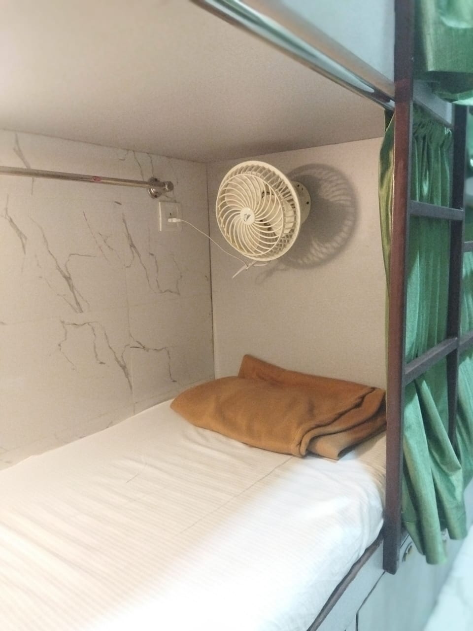 Basic Shared Dormitory | Soundproofing, free WiFi