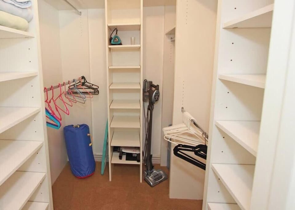 Bedroom 3 Closet